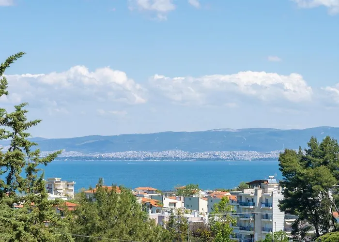 Little Villa - Walk To The Beach
